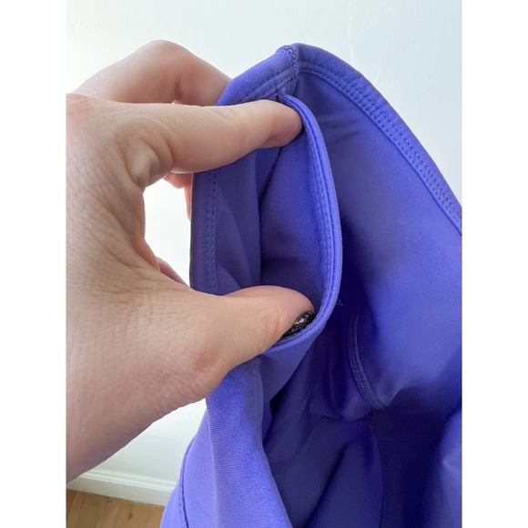 FABLETICS Women's Purple High Rise Mess Side Pockets 7/8 Length Leggings sz XS - Picture 8 of 8